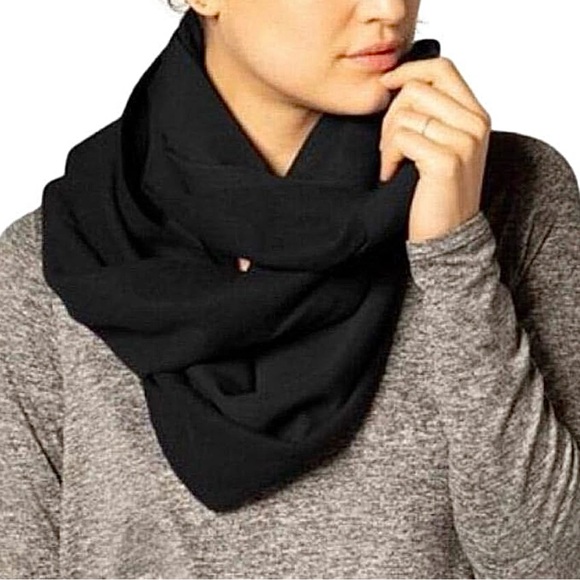 Beyond Yoga Accessories Nwt Beyond Yoga Hidden Pocket Infinity